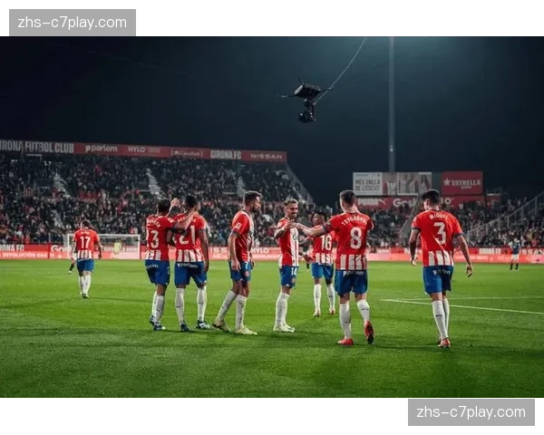 巴伦西亚主场2-1战胜赫罗纳,阿拉维斯2-1拿下马略卡 巴伦西亚主场2-1战胜赫罗纳,阿拉维斯2-1拿下马略卡